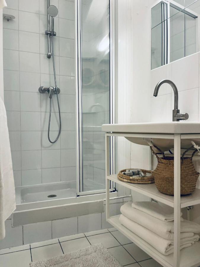 Chic Apartment On The Famous Shopping Rue Du Faubourg Saint-Honore Street Paříž Exteriér fotografie